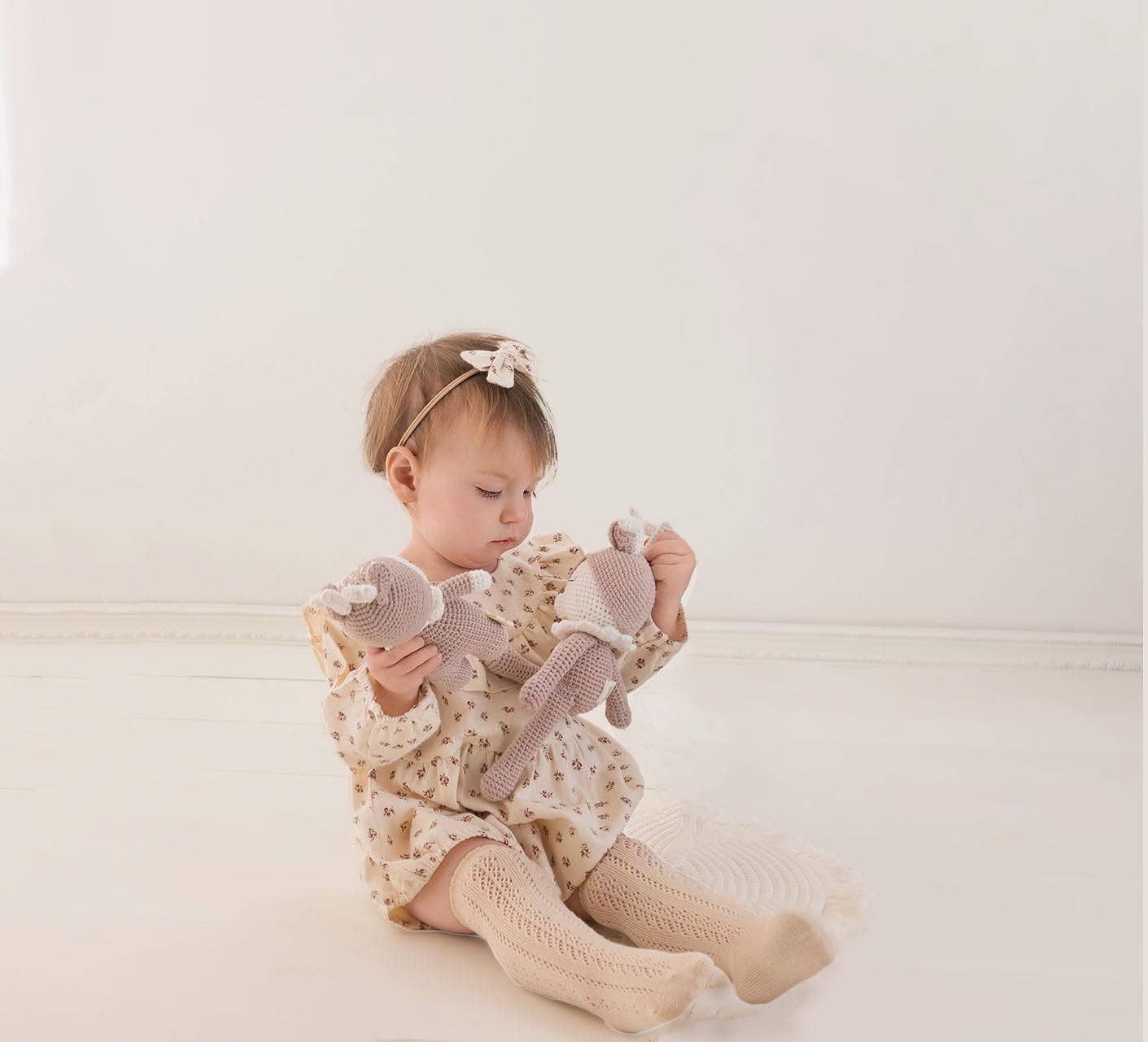 OLIVE & CRADLE – wholesale Klädesset - Baby – Charlotte Peppermint set med romper och rosett5