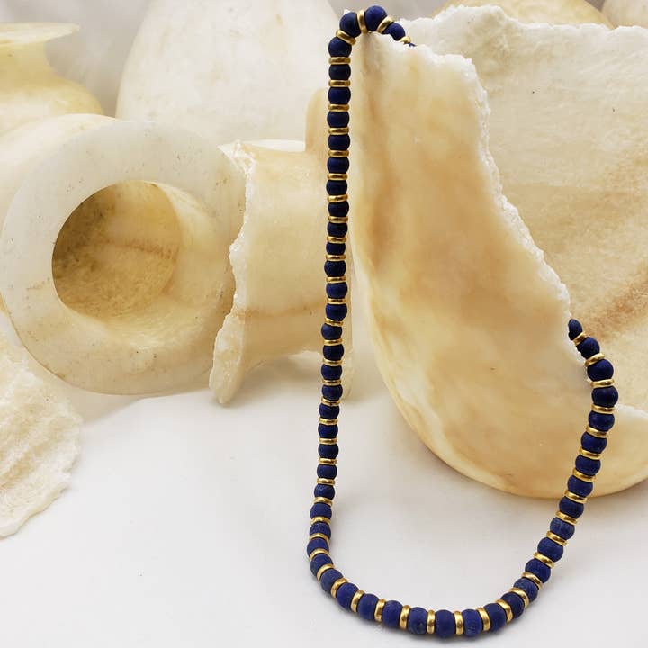 Discoveries, Inc. - Venta al por mayor Collares de cuentas/perlas - Collar de cuentas de lapislázuli sumerio - Inspirado en Egipto