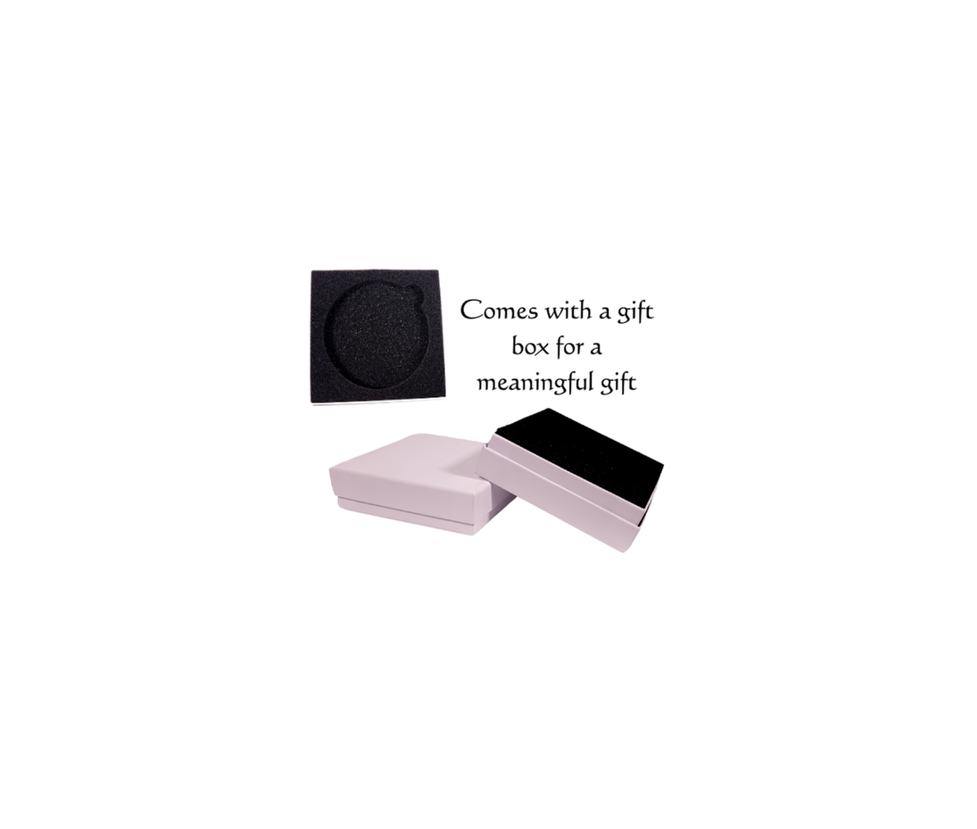 Glory Be Gifts - Wholesale Ornament - Catholic Christmas Ornament Jesus Monstrance Sacred Heart1