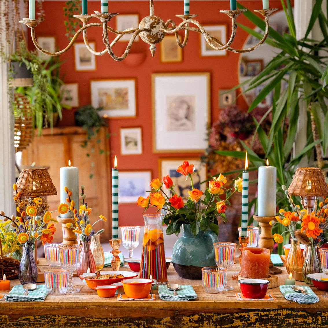 Talking Tables EU - Wholesale Tapered Candle/Candlestick - Green Stripe Taper Dinner Candles - POS Unit3