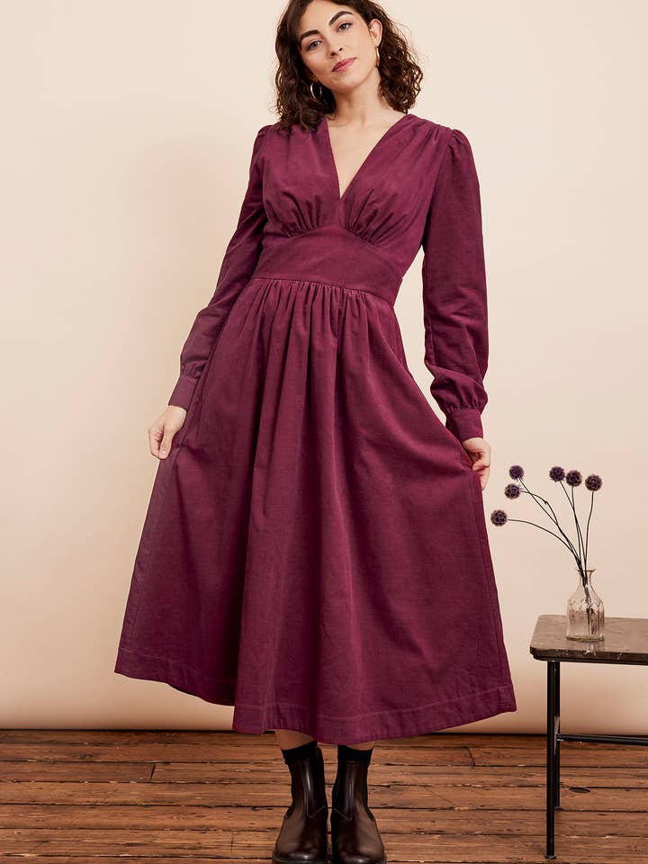 Amara Boysenberry-jurk met knoopsluiting voor wholesale door emilyandfin