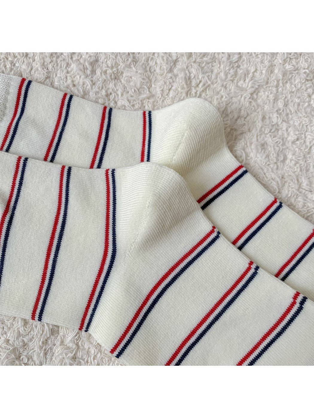 Funkyrel® Atzbranding Limited - Wholesale Sokken - Dames - Rufia - Cartoon Hond Geborduurde Gestreepte Sokken15