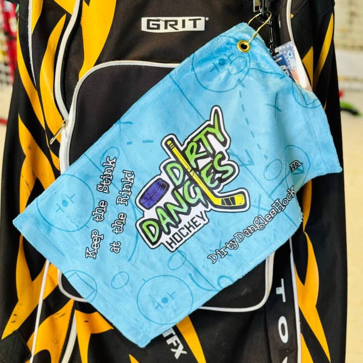 Serviettes pour bancs et patins (11 po x 18 po) - Dirty Dangles Hockey pour la vente par Dirty Dangles Hockey