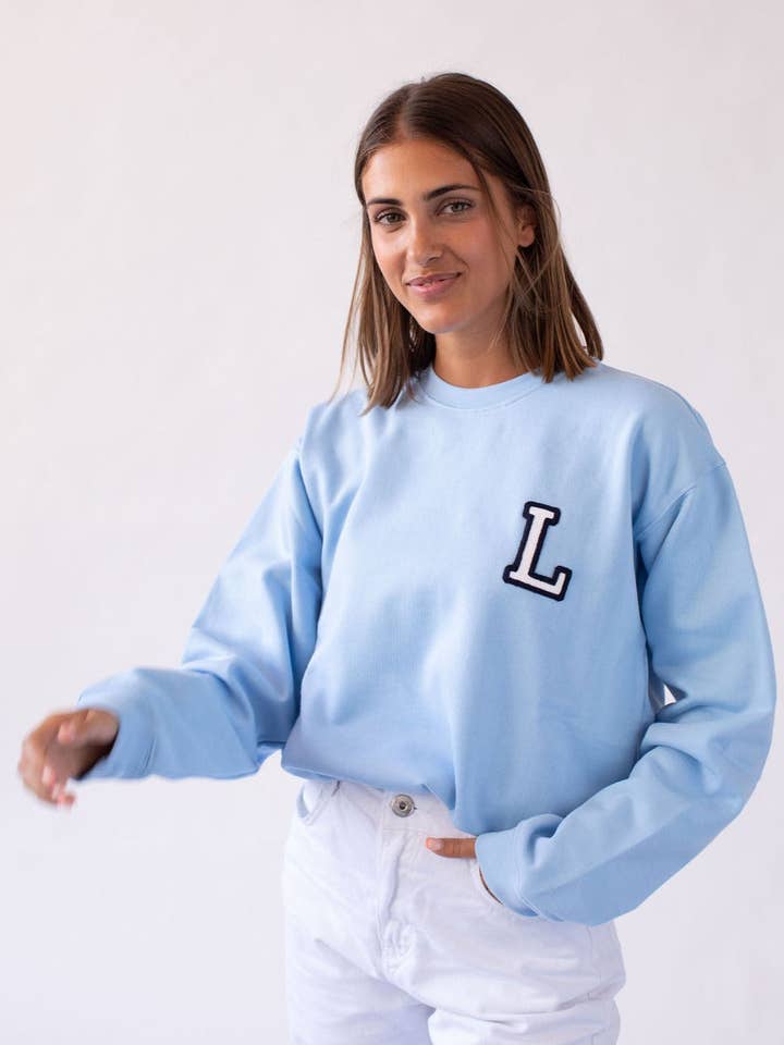 Ljusblå tröja | Inicial Mini för wholesale av Anitials