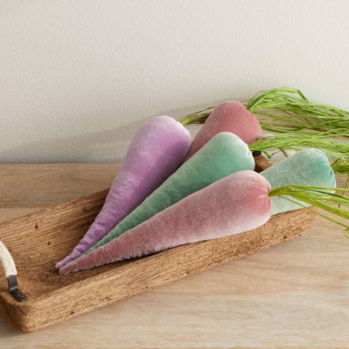 Your Heart's Content – wholesale Decorative tabletop object – Velvet Carrots, Harvest Lush Colors, Unique Wall Hanging9