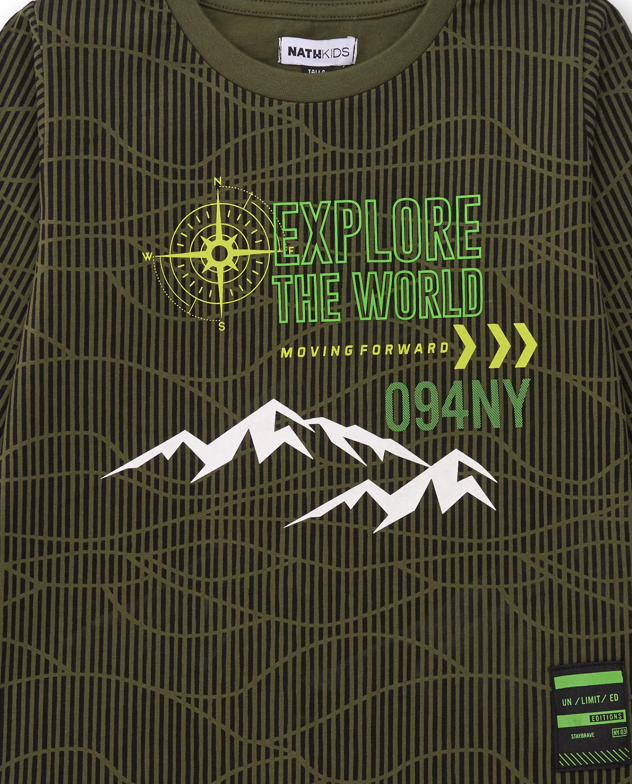 tuc tuc - Wholesale T-Shirt - Kids - Green children's T-shirt with mountain print and text3