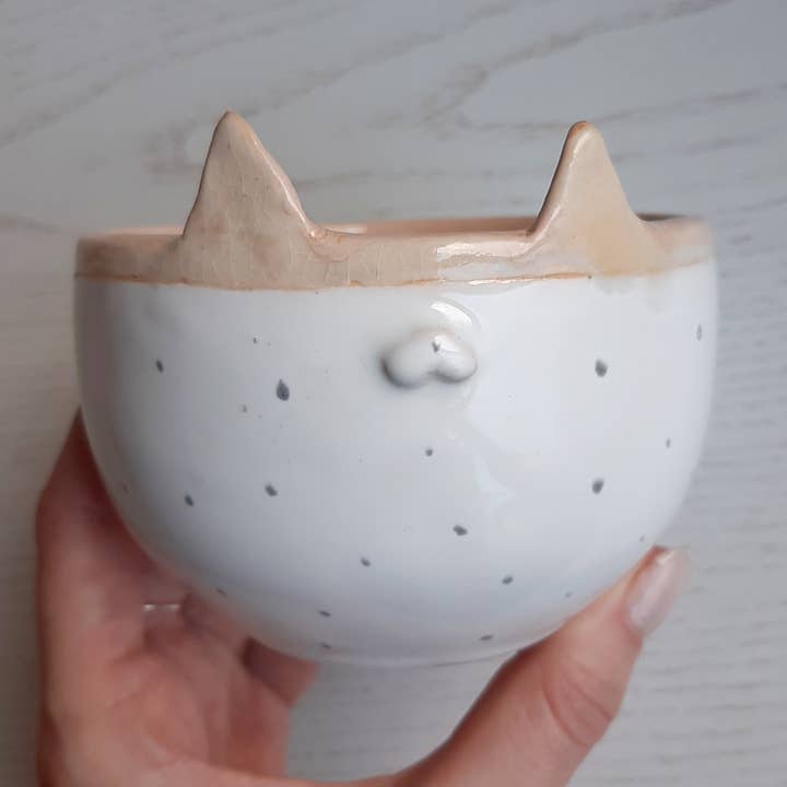 Handmade ceramic cat mug for wholesale by NadiCeramics