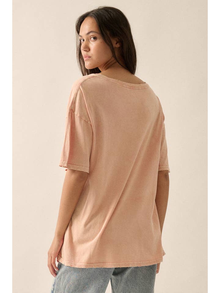 Promesa USA - Wholesale T-Shirt - Women's - Oversized Mineral Washed V-Neck T-Shirt