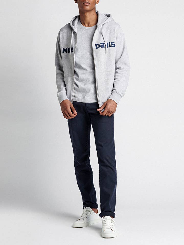 Veste à capuche Felpa Diagonal Bordado Mike Davis pour la vente par MIKE DAVIS