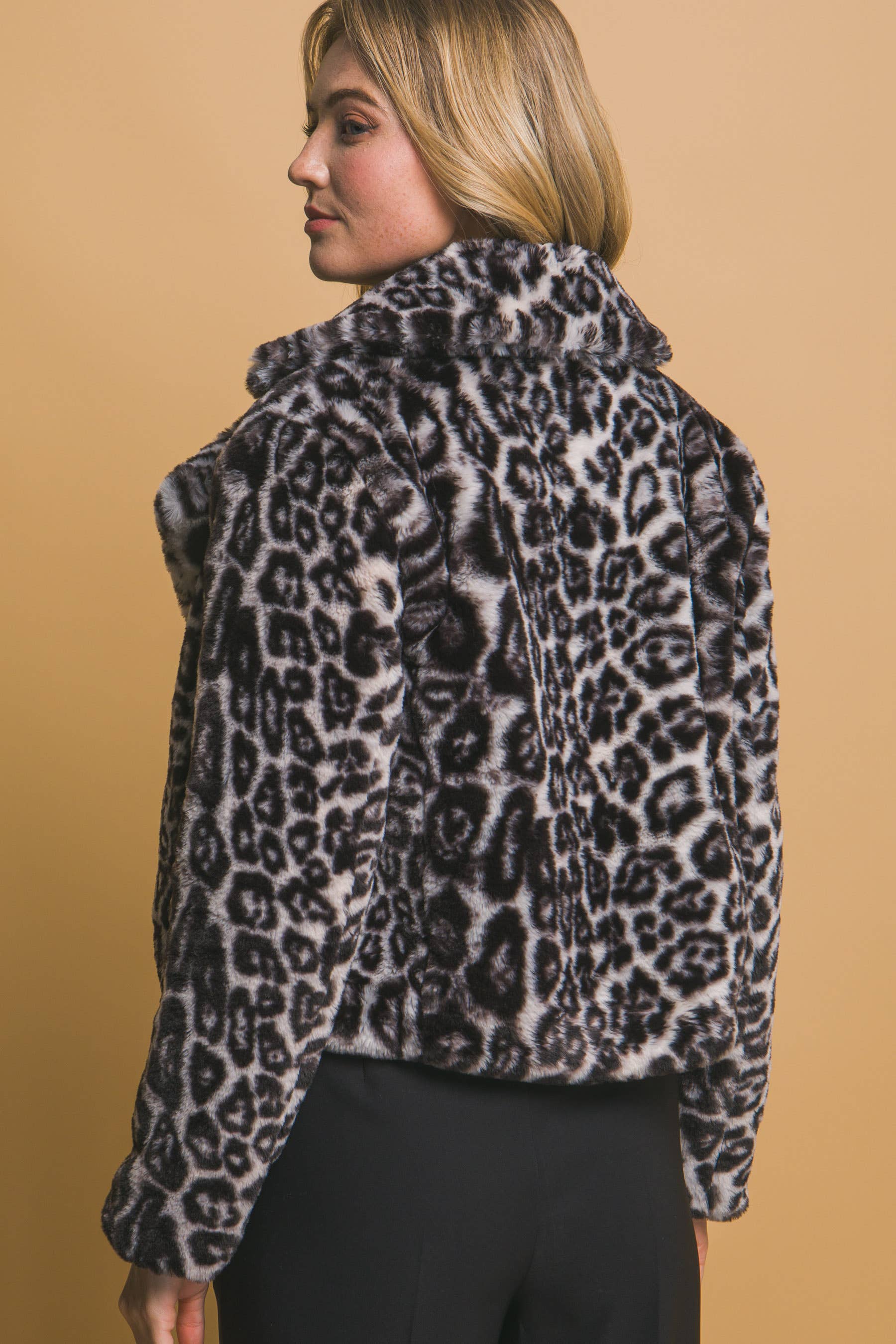 42POPS - Wholesale Jacket - Women's - ",...._ Leopard Print Faux Fur Jacket2