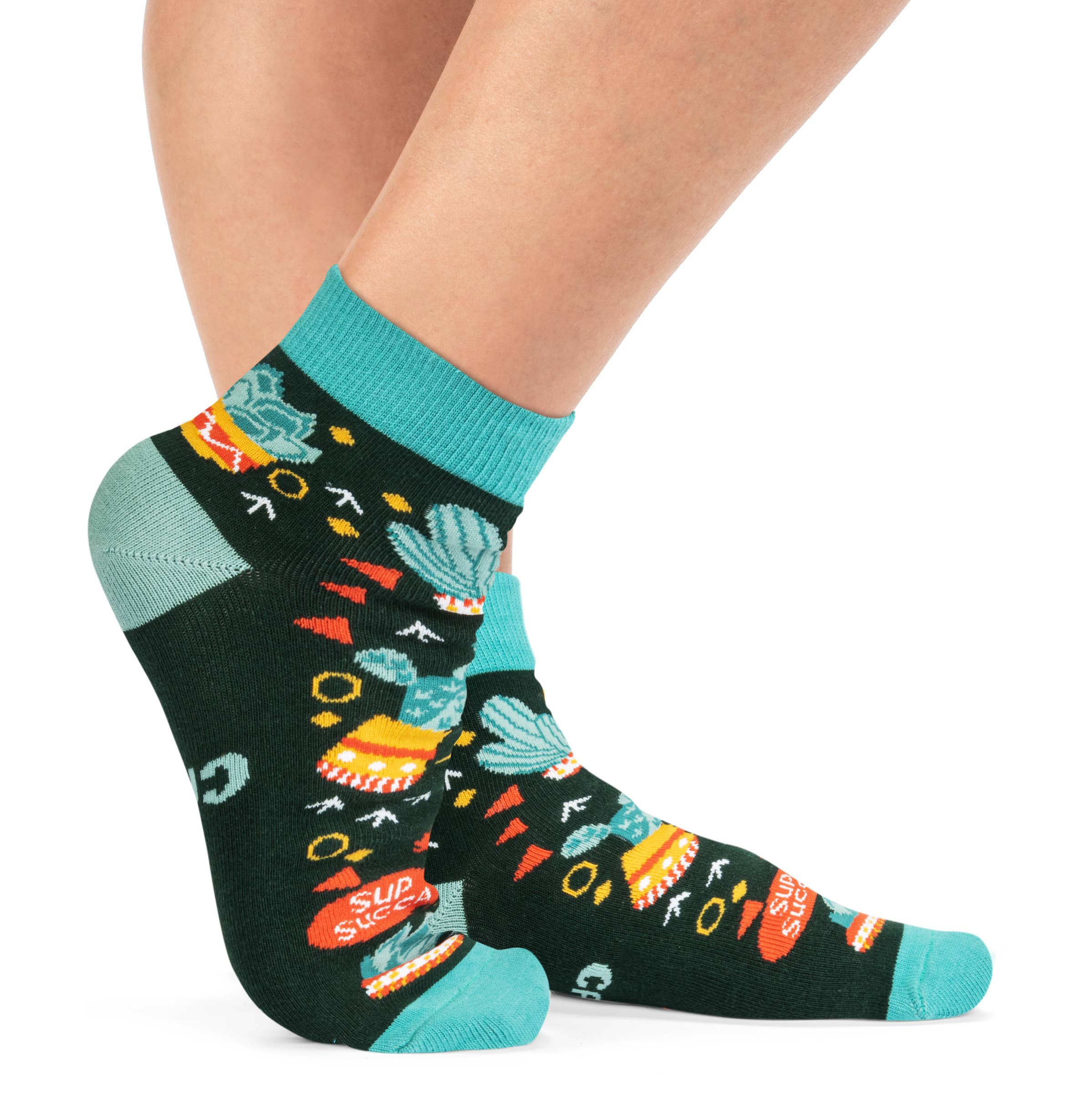 Lavley - Wholesale Socks - Women's - Kiss My Cactus Ankle Socks3
