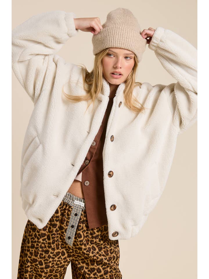 Mimosa - Vente Veste – femme - Veste surdimensionnée en sherpa peluche avec boutons5