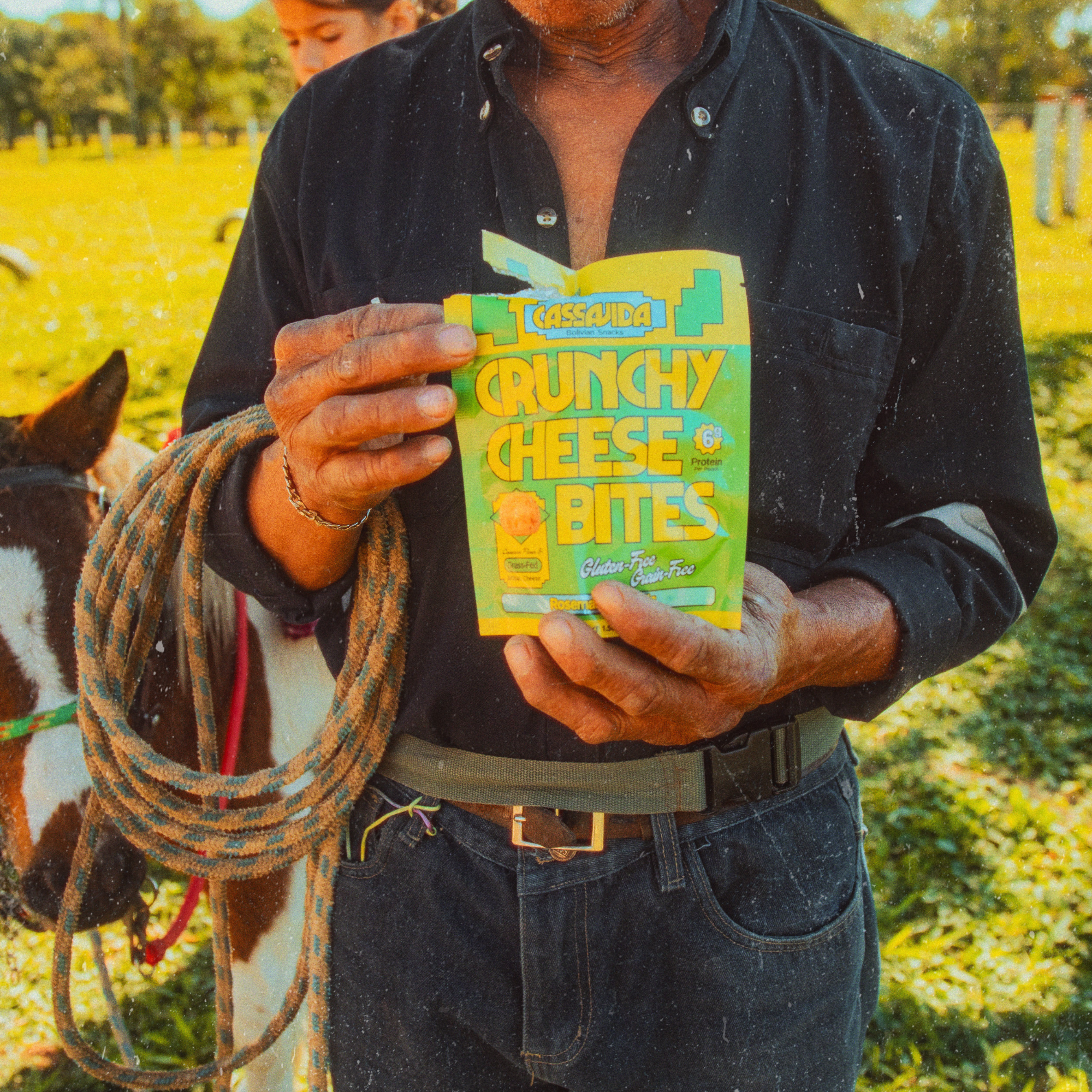 Cassavida - Wholesale Puffed Snack - Cassavida Cheese Bites – Rosemary Garlic Gluten-Free Snack3