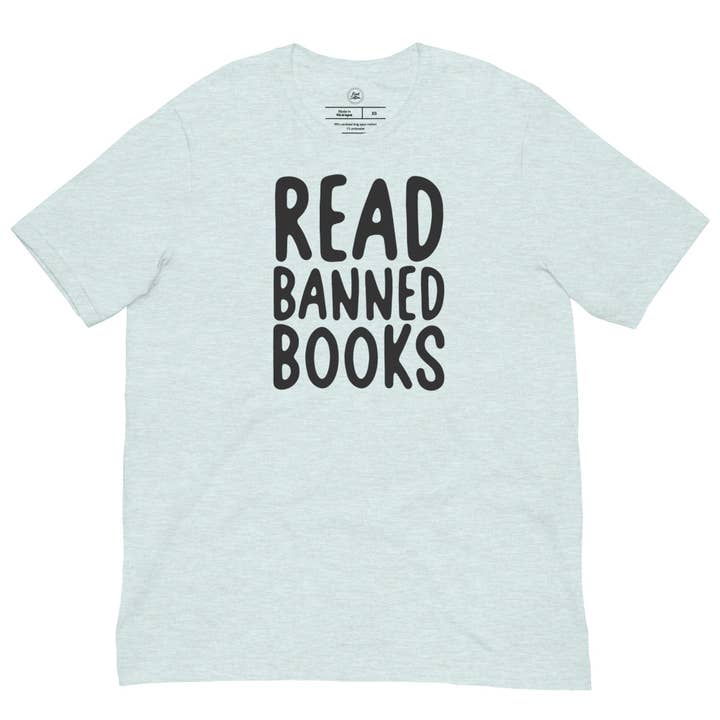Lees Banned Books Classic Tee voor wholesale door Kind Cotton
