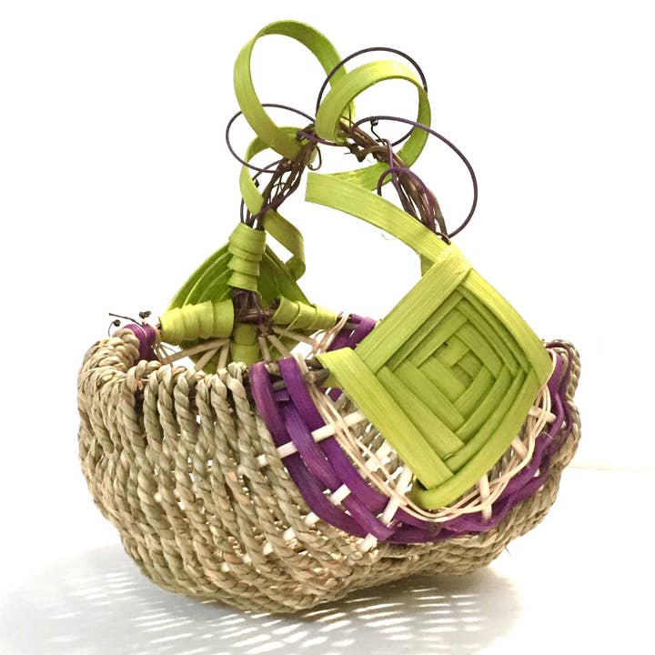 Designer Baskets by Derek – wholesale Basket – Grapevine Handle Basket