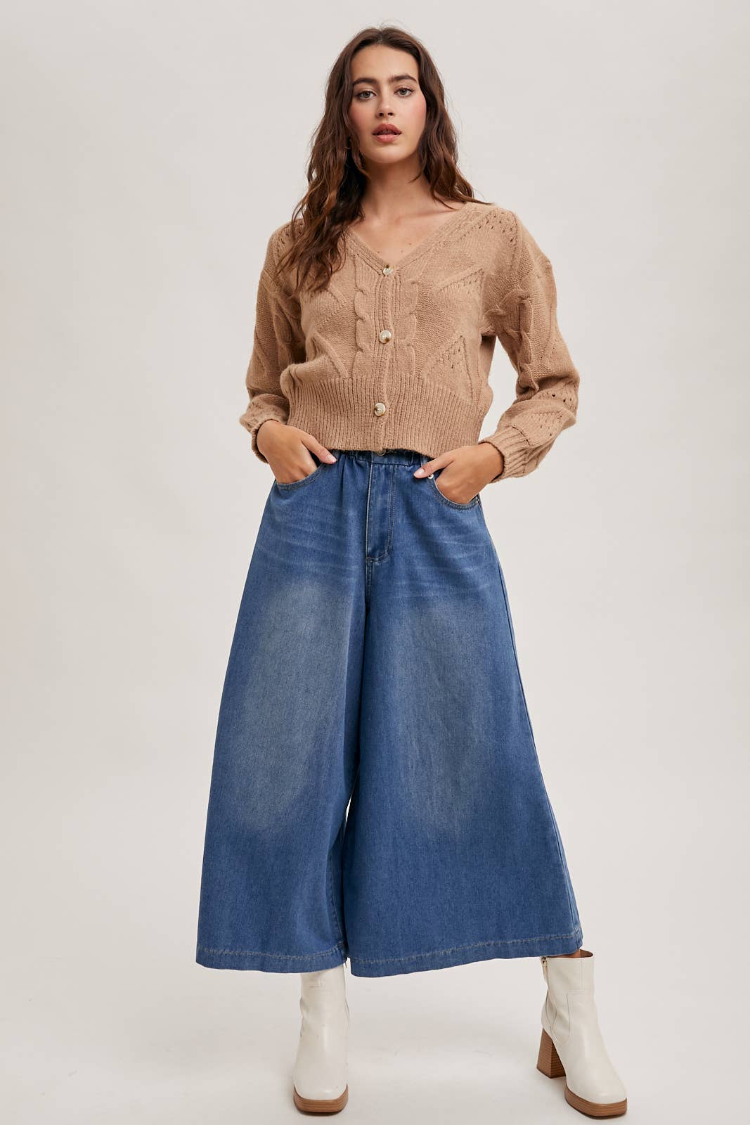 Bluivy – calças de ganga - Mulher por atacado – JEANS JEANS COM PERNAS LARGAS15