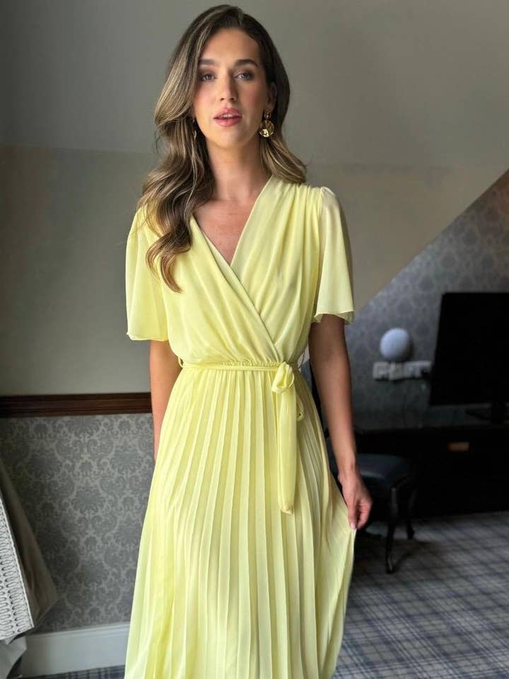 LORIANE - Wholesale Dress - Women's - 11033 Long pleated solid dress