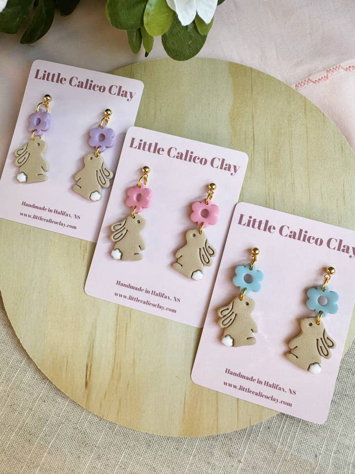 Cottontail Dangles | Boucles d'oreilles en pâte polymère pour la vente par Little Calico Clay