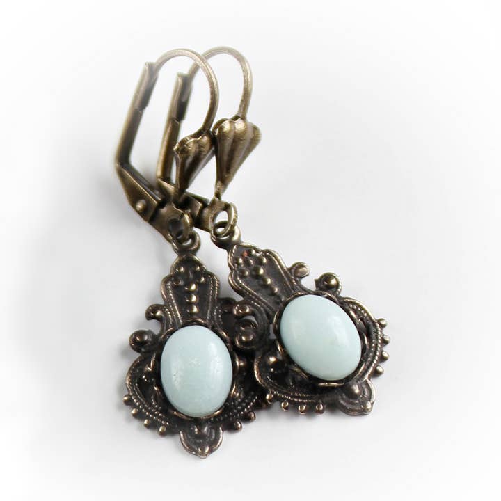 Petites boucles d'oreilles victorienne amazonite pour la vente par Circa 1890