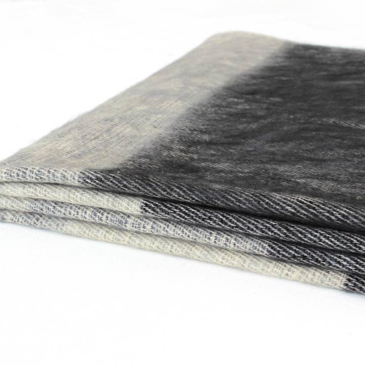 WeeSkins Holland - Wholesale Scarf - Women's - Pure Nepal Shawls & Wraps22