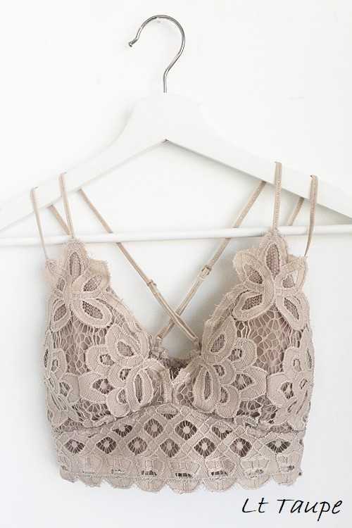 Vanilla Monkey – wholesale Bralette - Dam – Plus size spets-bralette med vågformad kant och justerbara axelband13