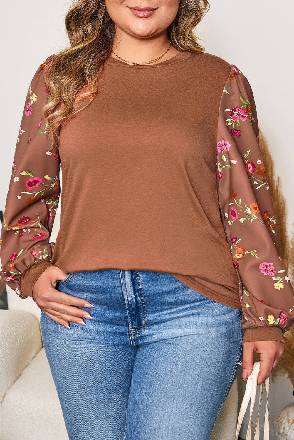 Brown Plus Size Floral Patchwork Sleeve Crewneck Top for wholesale on Faire0
