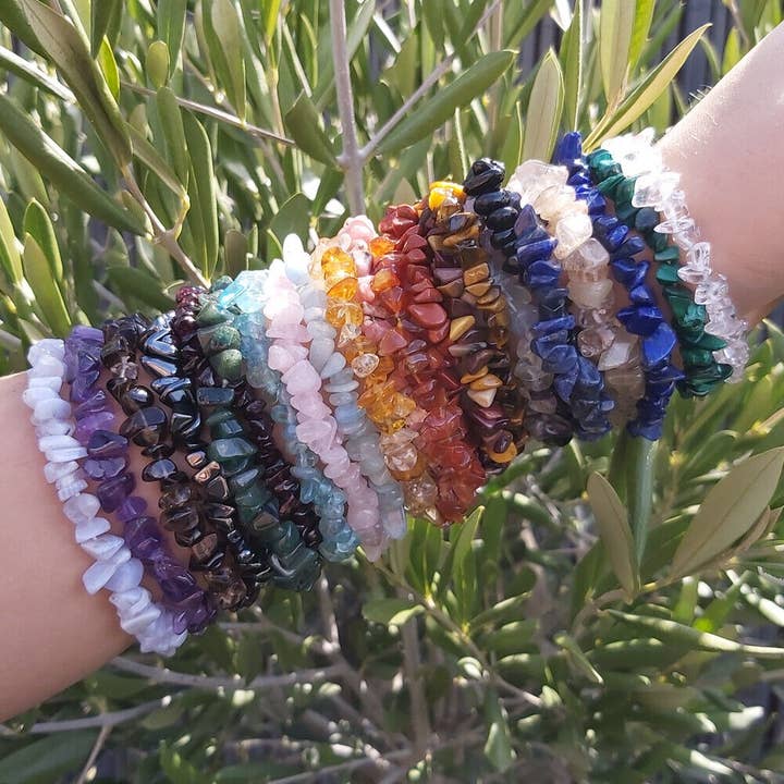 Shamans Crystal - Wholesale Beaded Bracelet - Crystal Chip Gemstone Bead Bracelet New Age Healing Chakra