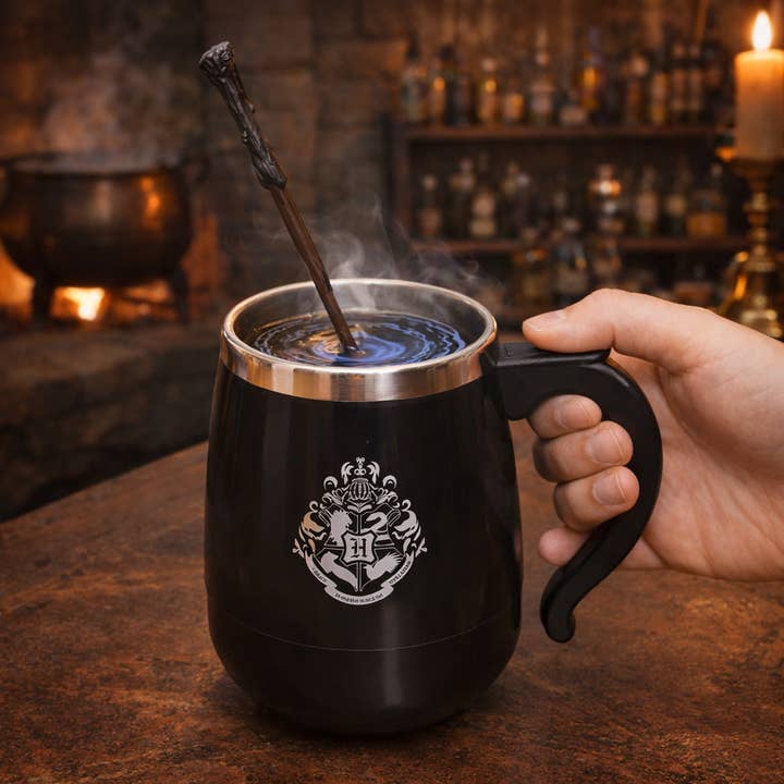 Harry Potter - caneca autômata com varinha mágica 450 ml por atacado de Mad Monkey GmbH