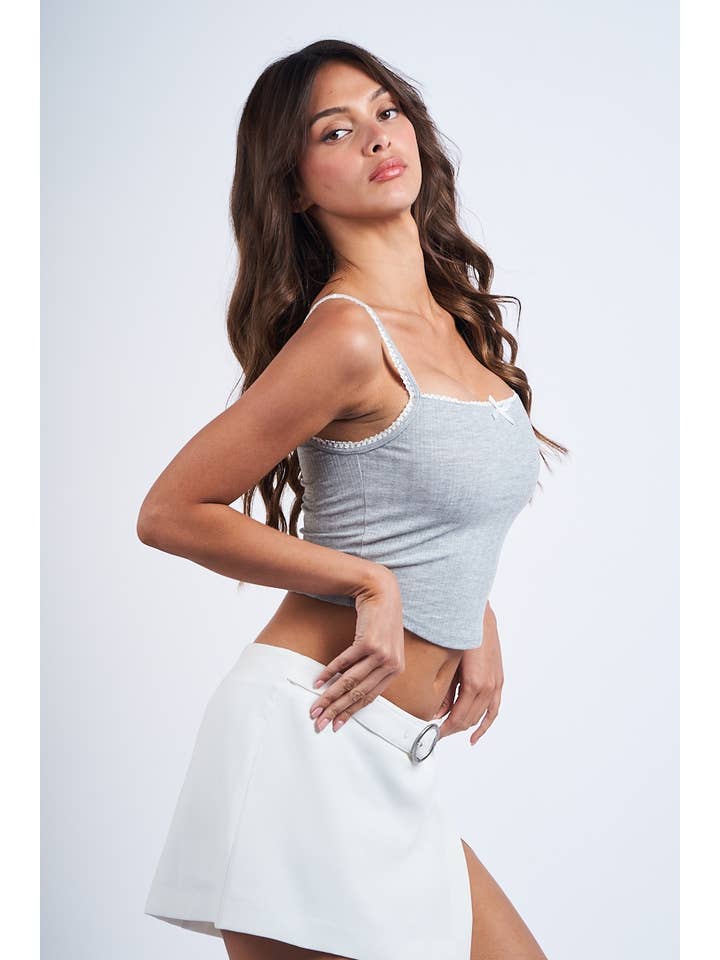 Sky to Moon - Vente Débardeur – femme - DÉBARDEUR COURT AJUSTÉ À RUBAN POINT SANS MANCHES20