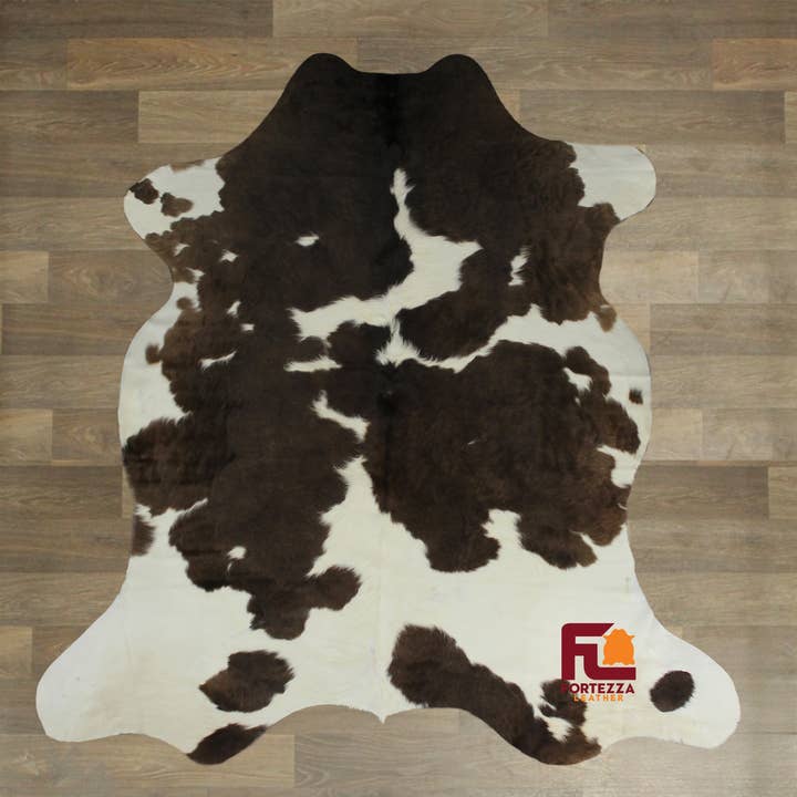 Tappeto in Pelle di Mucca Esotica (Dimensioni 6'5'' x 6'5'') A004 per la vendita all'ingrosso da parte di Fortezza Leather