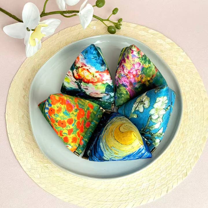 Porte-monnaie triangle fait main avec cadre pop-up, ensemble de 5 pour la vente par Cathayana