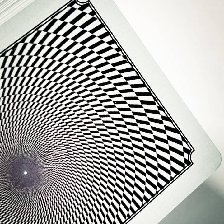 Superior Print on Demand - Wholesale Playing Cards - Optical ILLUSION Black & White Playing Cards2