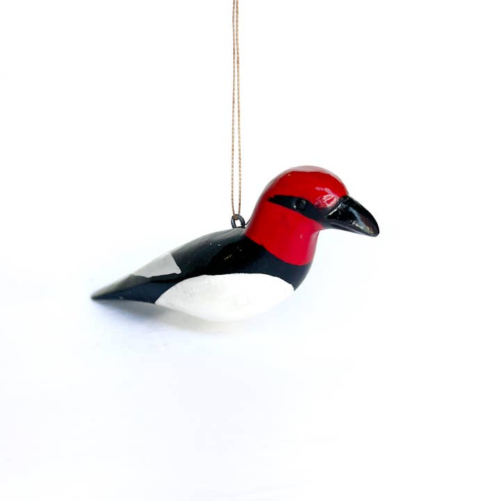 Ornement d'oiseau en bois Pic à tête rouge pour la vente par Ornaments 4 Orphans