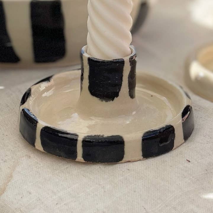 Charlotte Manser Ceramics - Vente Bougeoirs - Bougeoir en céramique à rayures fait main0