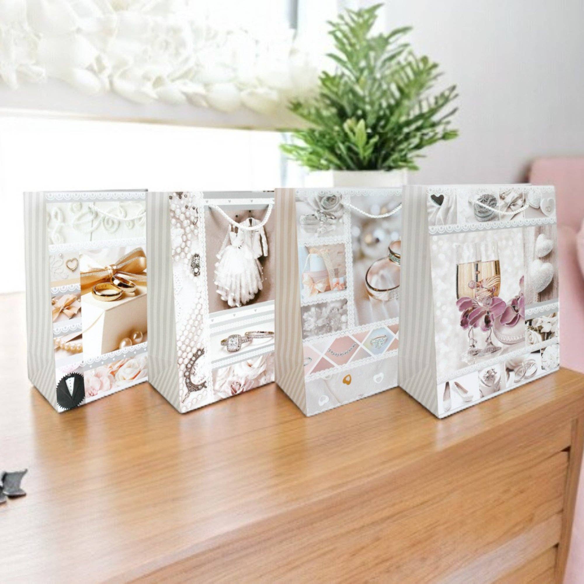 Emartbuy – wholesale Gift bag – Elegant Wedding - Themed Gift Bags - Set Of 42