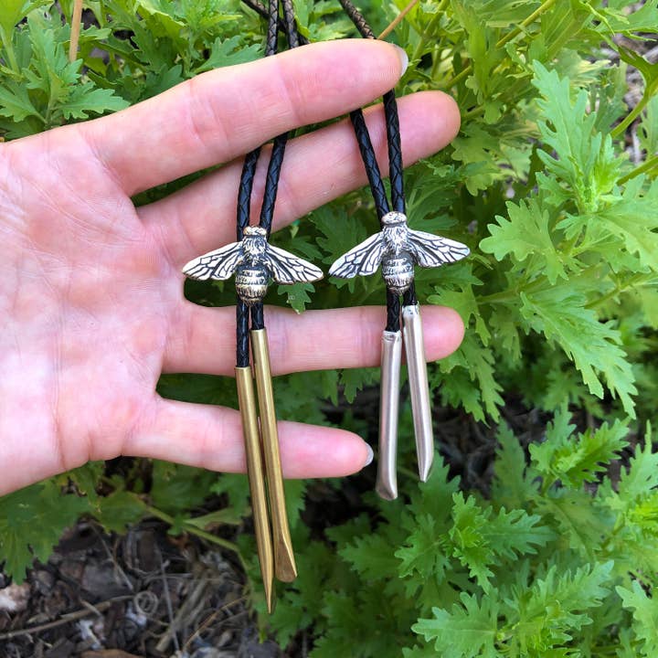 HELIOTROPE - Wholesale Woven Necklace - Bee Bolo Tie2