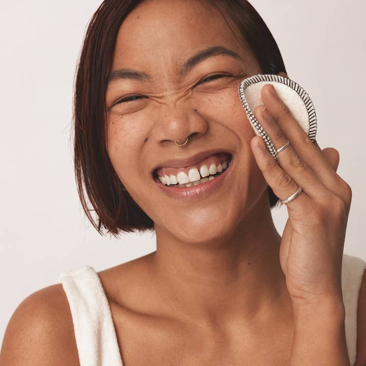 Reusable Make up Removal Hemp Pads for wholesale by Öko Créations