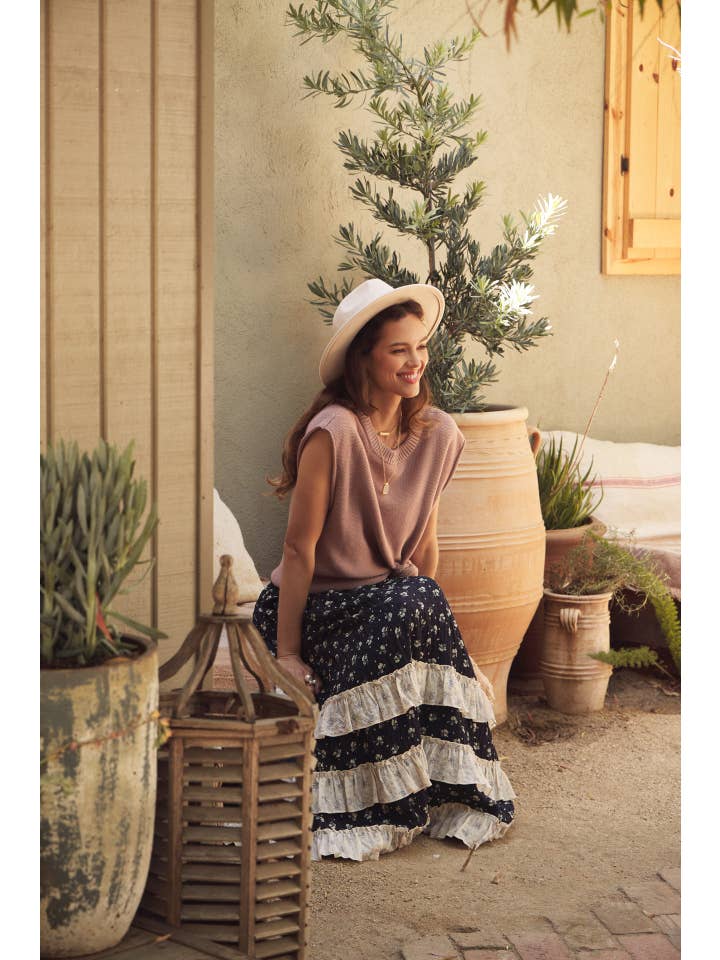 in february - Wholesale Knit Sweater - Women's - LOOSE FIT EXPOSED SEAM COTTON KNIT SWEATER VEST TOP