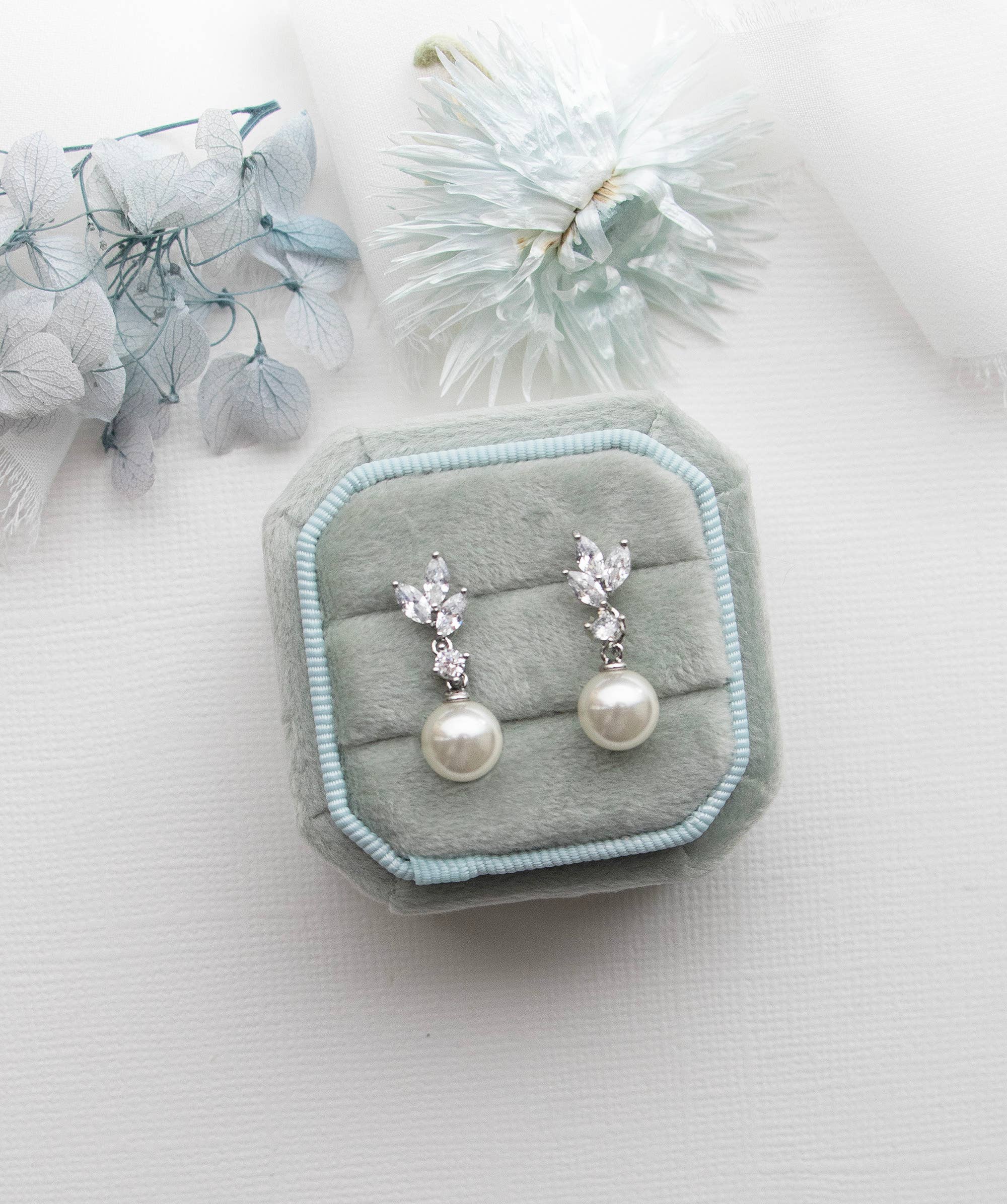 allureweddingjewelry - Wholesale Dangle Earrings - Eve Petite Pearl Earrings10