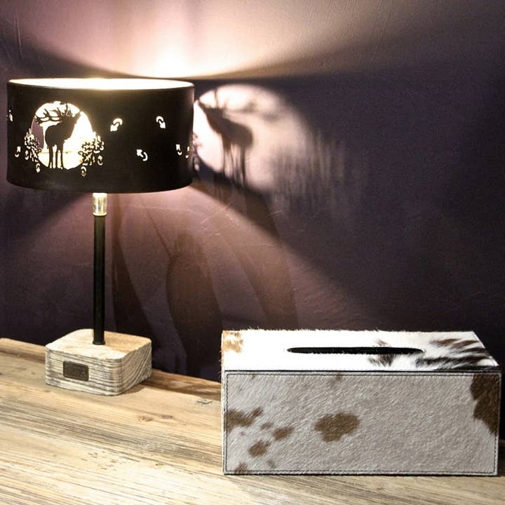 Round lampshade with deer pattern for wholesale by LES SCULPTEURS DU LAC