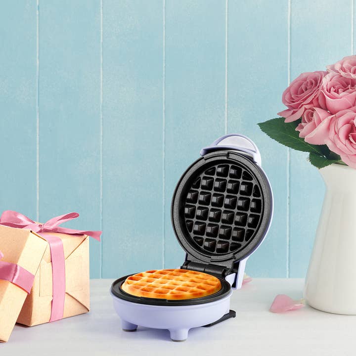 Holstein Housewares - Wholesale Kitchen Appliance - Personal Waffle Maker - 4 inch Mini - Assorted Colors 15