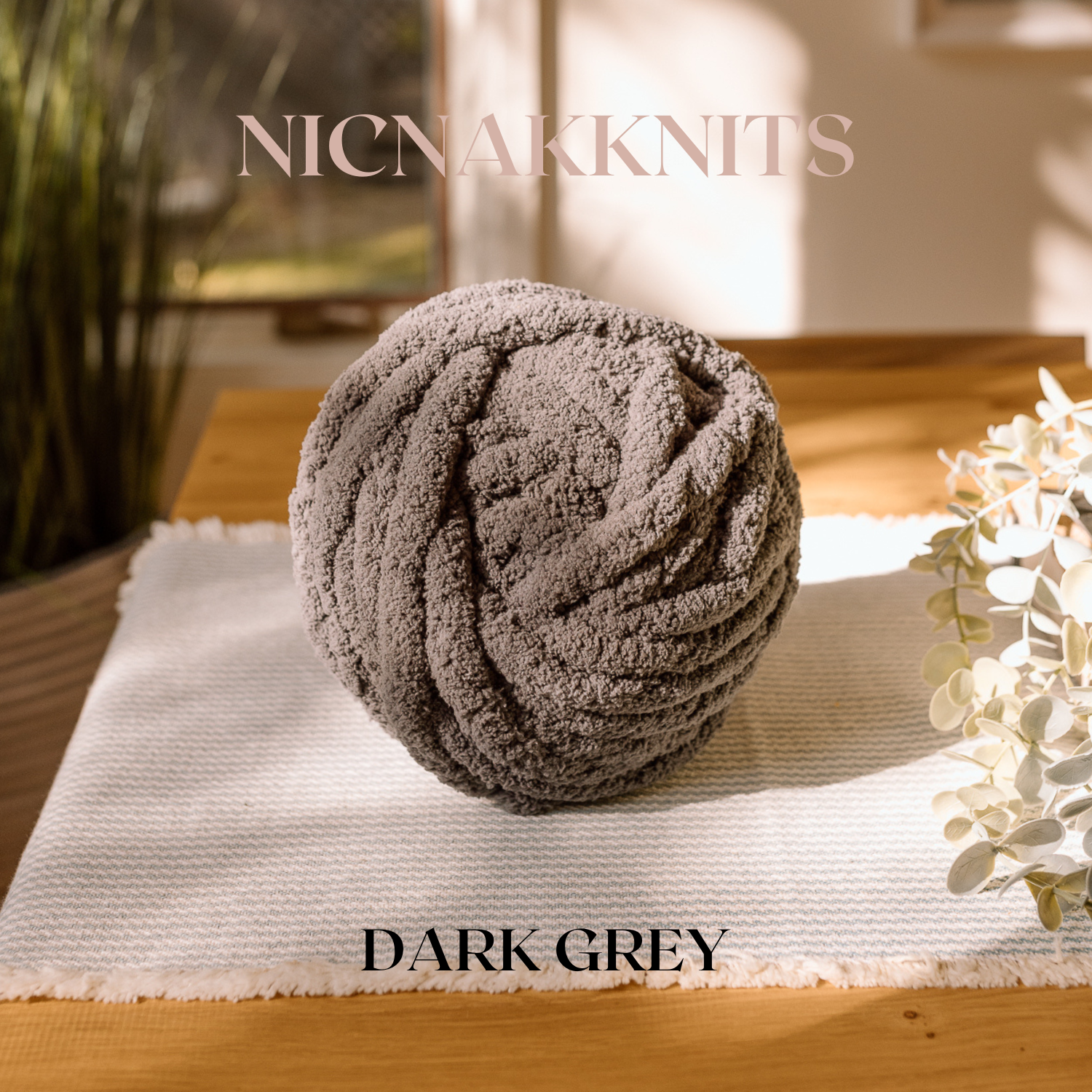Nicnakknits - Wholesale Throw Blanket - Solid Colour - Handmade Chunky Knit Blanket5