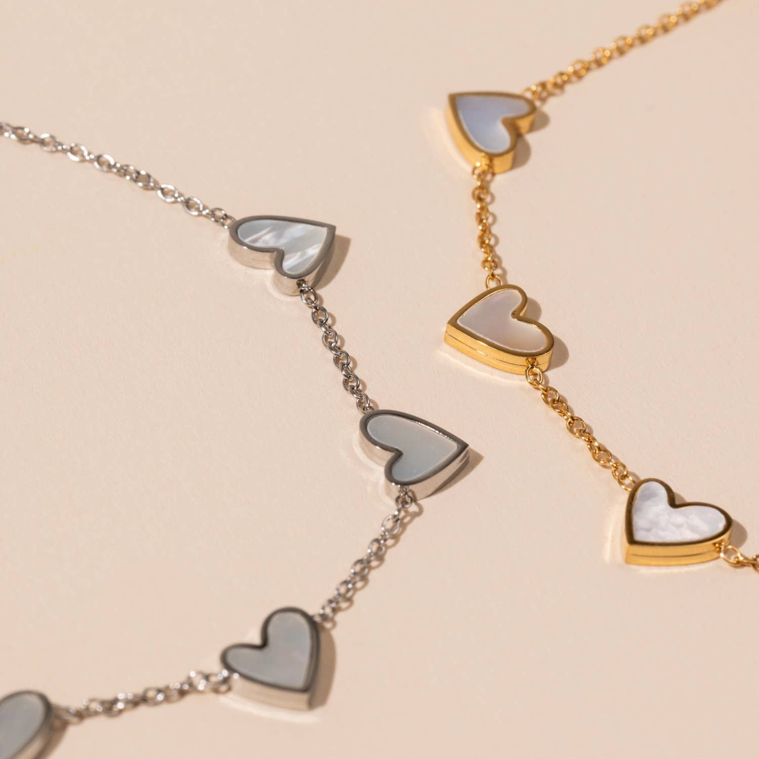 Frem – wholesale Berlockarmband – Heart Charms 18K Gold Dip Rostfritt Stålarmband2