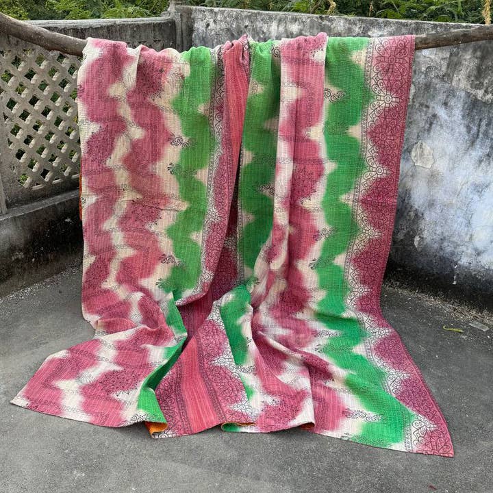 bhavnas boutique - Wholesale Quilt - Colorful Vintage kantha Quilt Indian Handmade Cotton Quilts