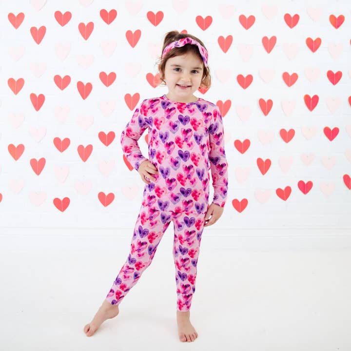 Ensemble de Pyjama Deux Pièces Color Me Cupid pour la vente par Dreamiere