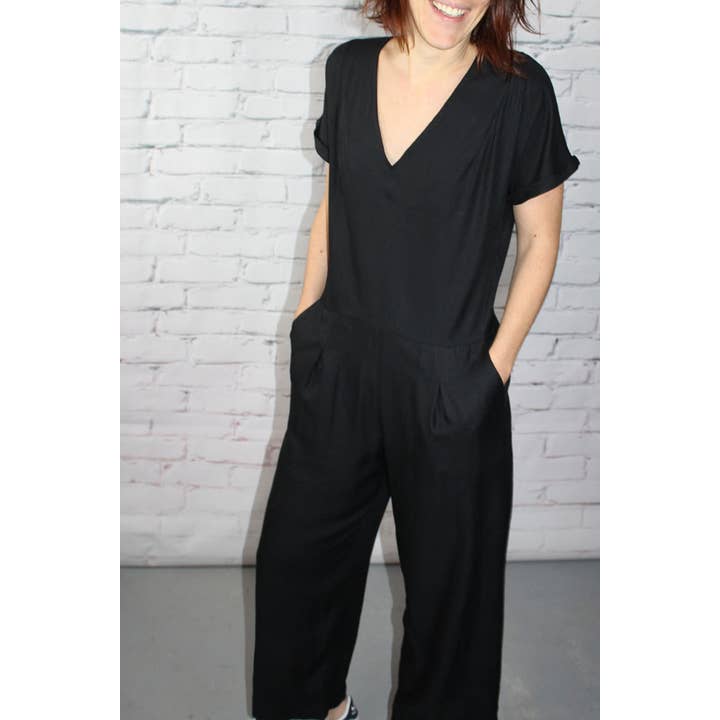 Eglantine et Zoé – wholesale Fabric – Black Licorice Fabric - Viscose Twill10