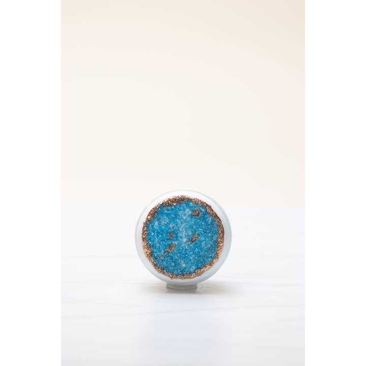 Latika Beauty - Wholesale Bath Bomb/Fizz - Crystal bath bomb 🌸 Wellness gift - Turquoise, Blue + Gold