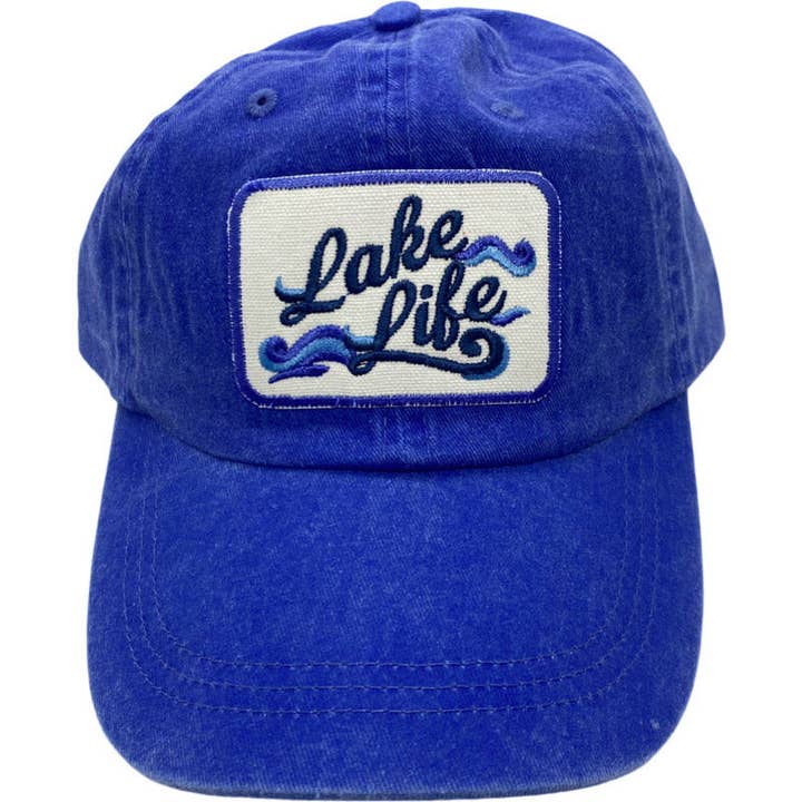 Chapeau brodé Lake Life pour la vente par Studio S Designs