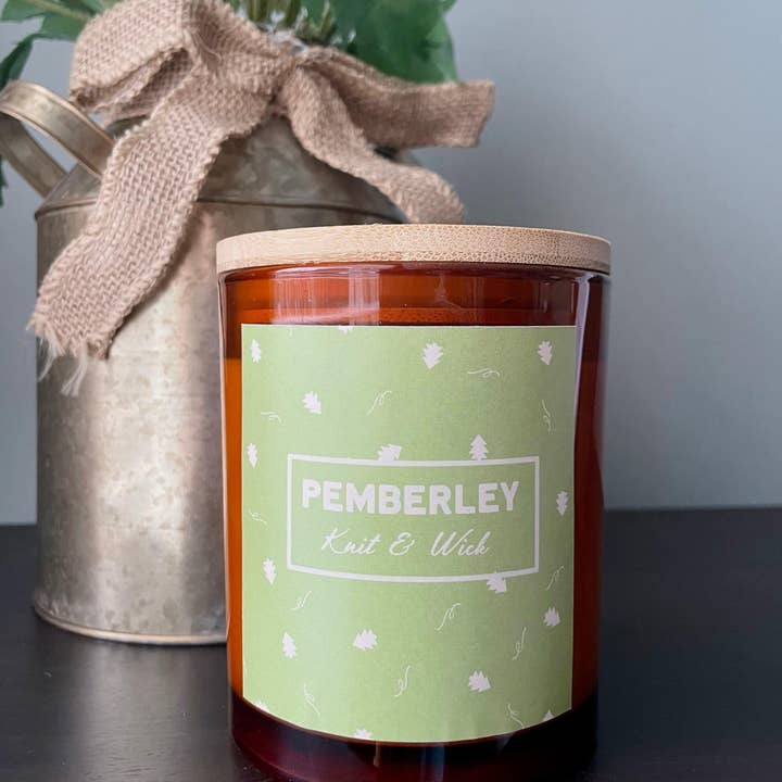 Pemberley (bougie de 12 onces) pour la vente par Knit & Wick