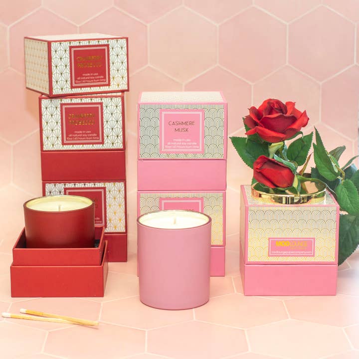 Mod Lounge Paper Company - Wholesale Jar/Filled Candle - Red Cranberry Prosecco Gold Foil Boxed Holiday Candle3